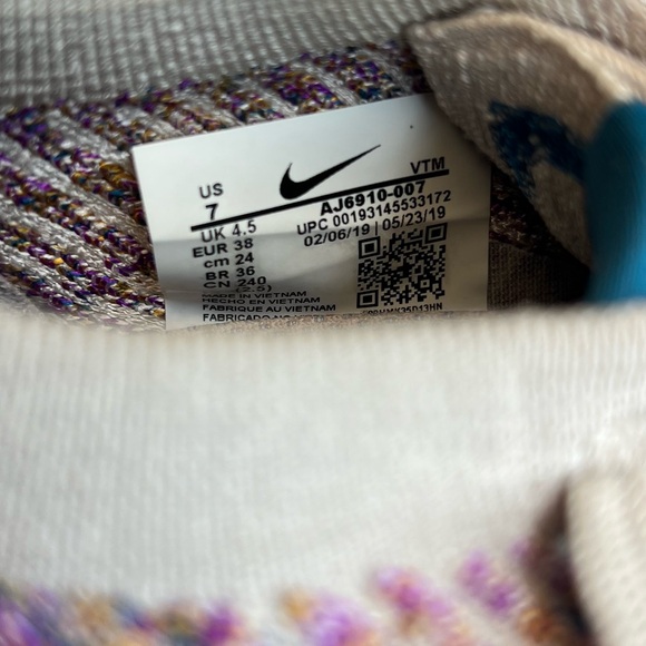 Nike Air Vapormax Flyknit 3 FK-3 Desert Sand/Vivid Purp Women’s Sz 7M AJ6910-007 - Picture 14 of 16